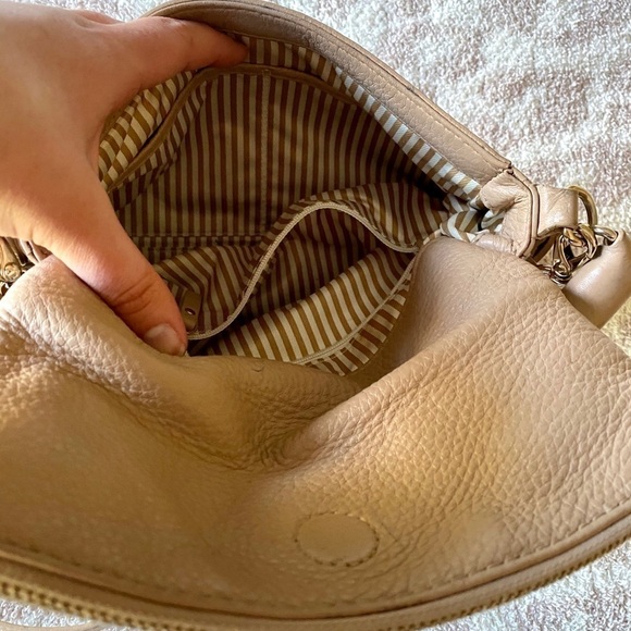 Kate Spade Cobble Hill Minka Tan Crossbody - Picture 10 of 13